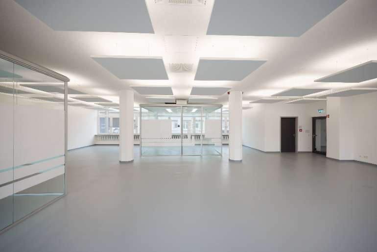 Büro in Stuttgart 9.570 € 1305 m²