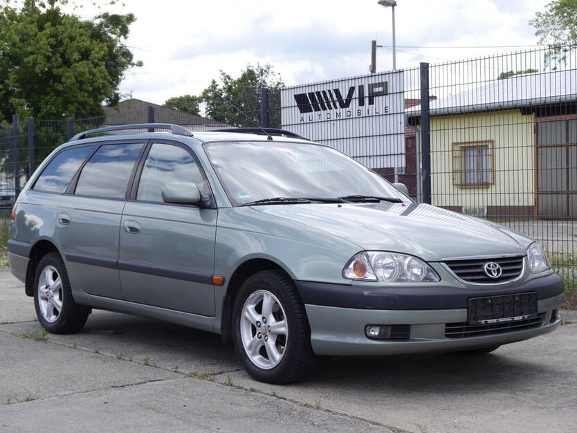 Toyota Avensis 143.460 km 2.980 € Trebbin 14959