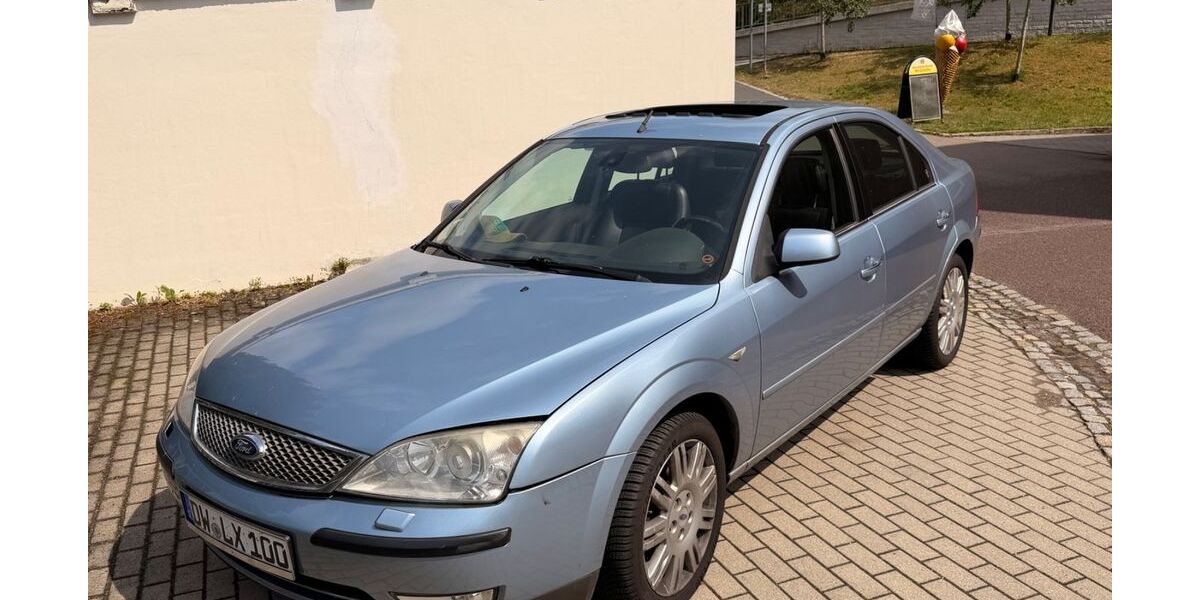 Ford Mondeo 173.000 km 2.100 &euro; Glashütte 01768