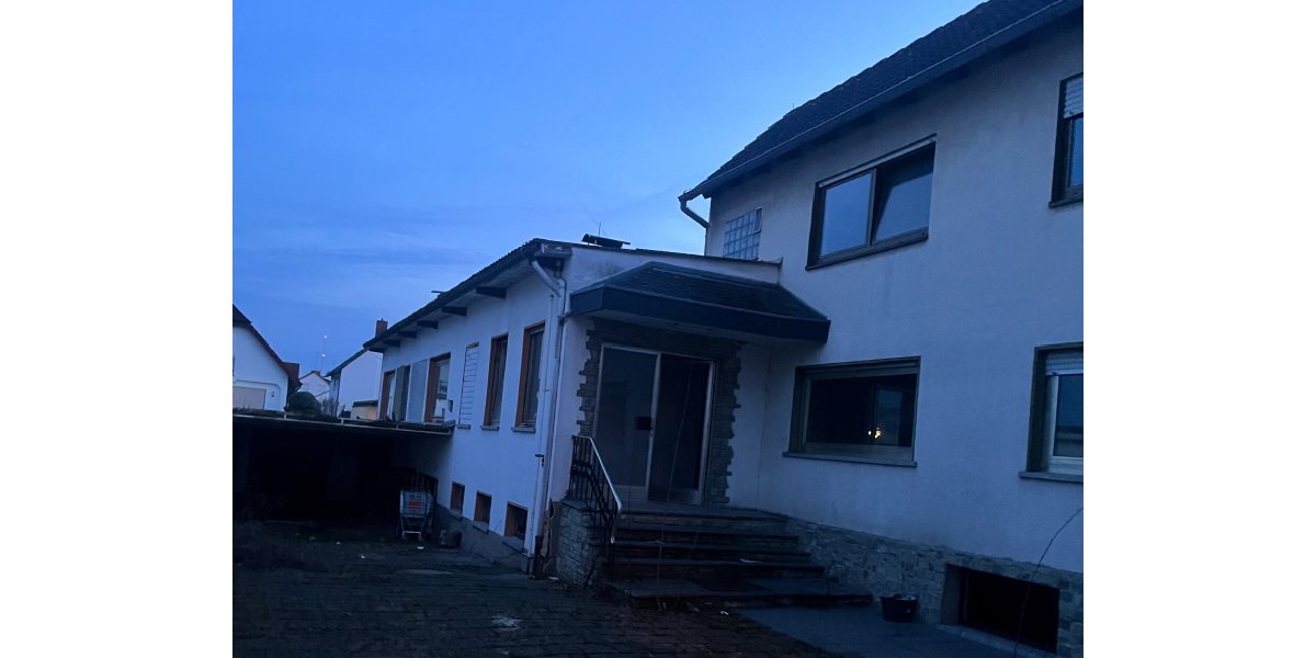 Haus zum Kaufen in Seligenstadt 599.000 € 420 m² 13 zimmer