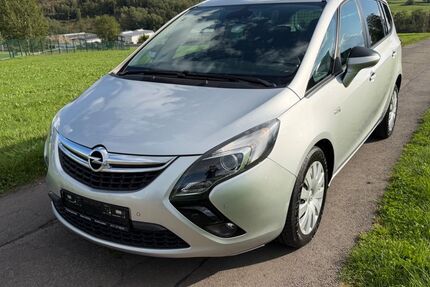 Opel Zafira 107.000 km 8.990 &euro; Kirchhundem 57399