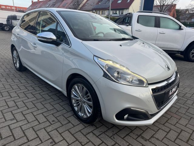 Peugeot 208 77.683 km 9.890 &euro; Frankenthal (Pfalz) 67227