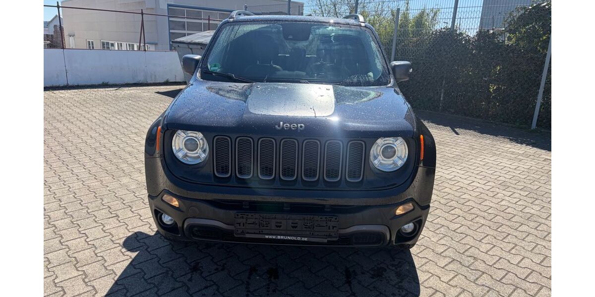 Jeep Renegade 147.000 km 11.999 &euro; Donaueschingen 78166