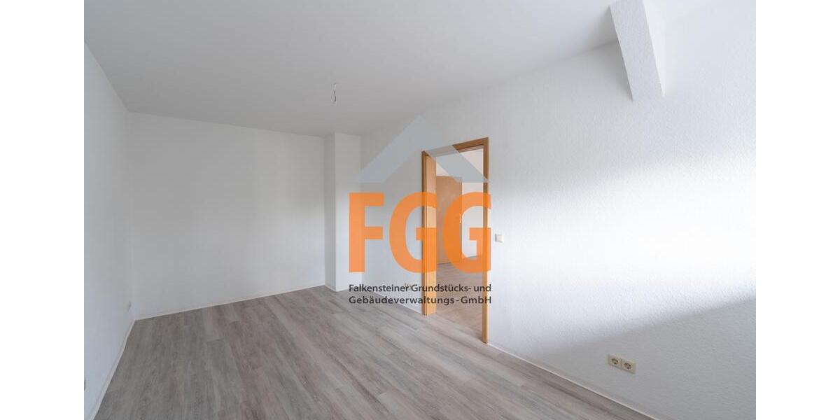 Dachgeschoßwohnung Falkenstein/Vogtland Vogtland - 3 Zimmer, 87 m&sup2;, 480&euro; | Angebot:26339284