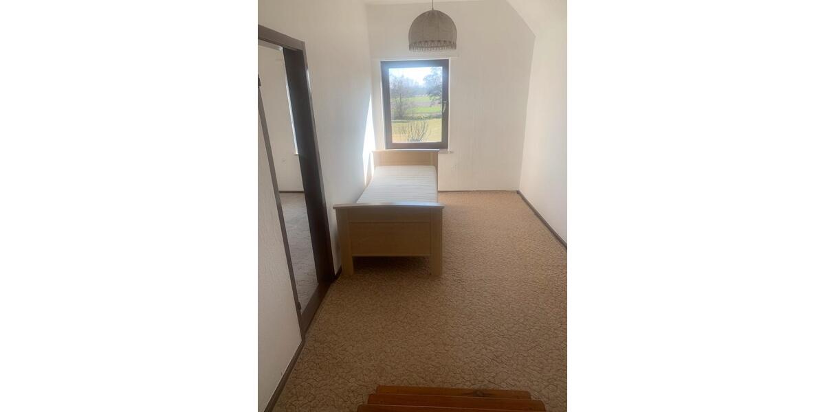 Einfamilienhaus Jüterbog - 7 Zimmer, 147 m&sup2;, 249.000&euro; | Angebot:20011734