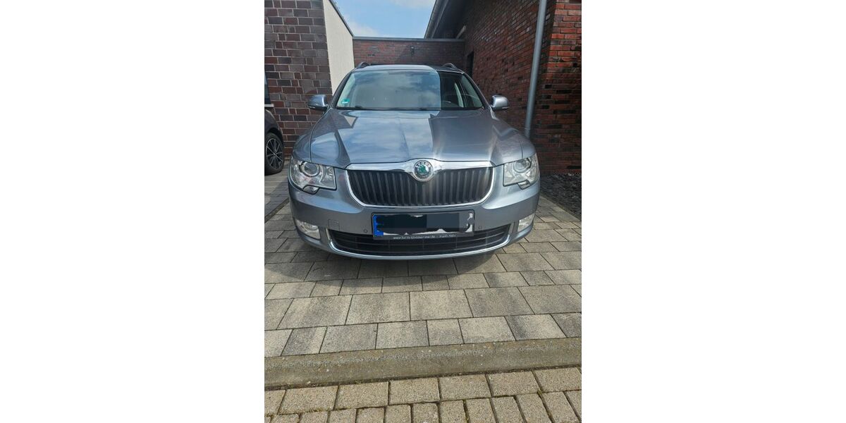 Skoda Superb 180.384 km 6.900 &euro; Erkelenz 41812