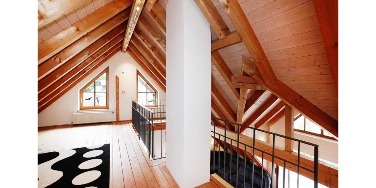 Villa Pörnbach - 7 Zimmer, 294 m&sup2;, 2.600&euro; | Angebot:26306249