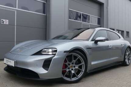 Porsche Taycan 30.900 km 81.900 &euro; Gilching 82205