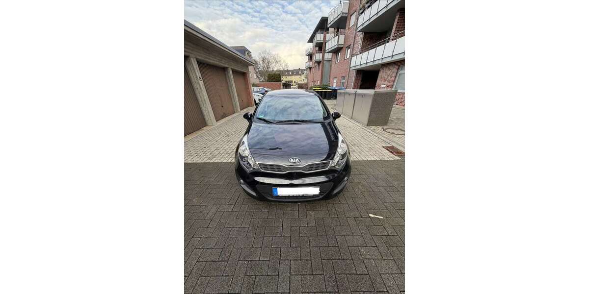 Kia Rio 106.000 km 3.500 &euro; Mönchengladbach 41063