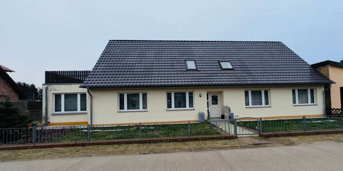 Einfamilienhaus Banzkow - 5 Zimmer, 224 m&sup2;, 253.000&euro; | Angebot:26755215