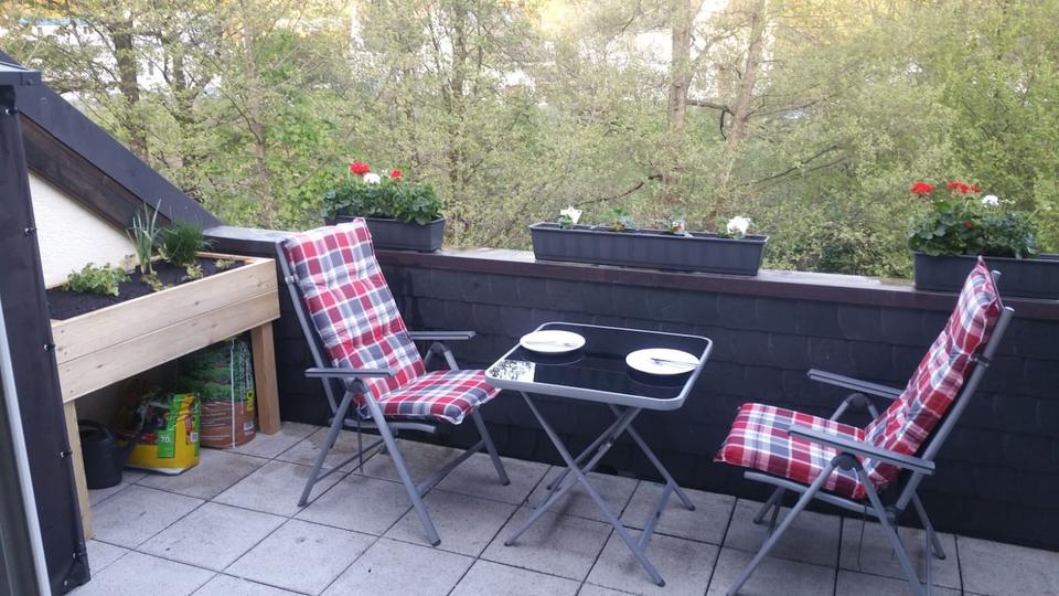 Dachgeschoßwohnung Bergneustadt - 3 Zimmer, 85 m&sup2;, 923&euro; | Angebot:25221209