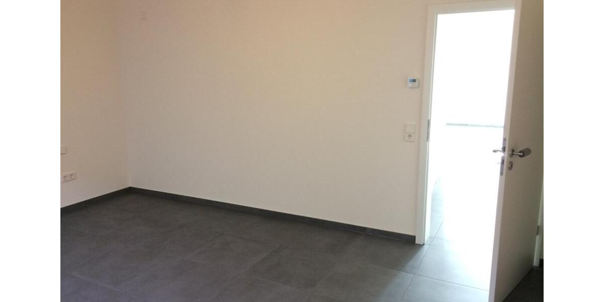 Teilmöblierte, neuwertige 2 Zimmerwohnung Terrasse 1-2 Erw 2 zimmer