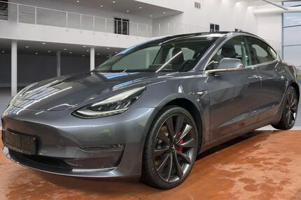 Tesla Model 3 56.000 km 27.950 &euro; Rhauderfehn 26817
