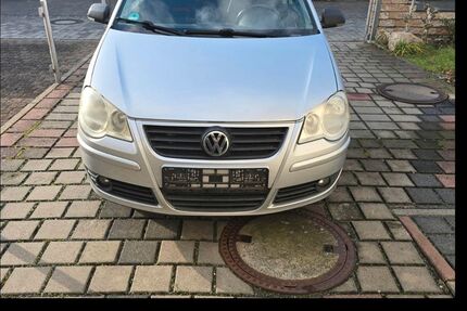 VW Polo 133.000 km 1.800 &euro; Raunheim 65479
