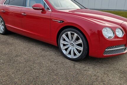 Bentley Flying Spur 58.785 km 59.900 &euro; Renchen 77871
