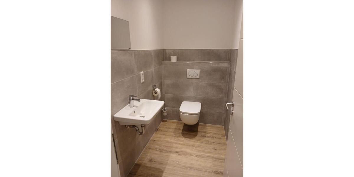 Etagenwohnung Westerstede - 3 Zimmer, 100 m&sup2;, 900&euro; | Angebot:24850246