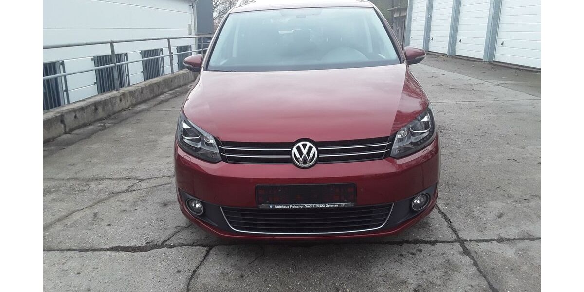 VW Touran 179.446 km 7.999 &euro; Thermalbad Wiesenbad 09488
