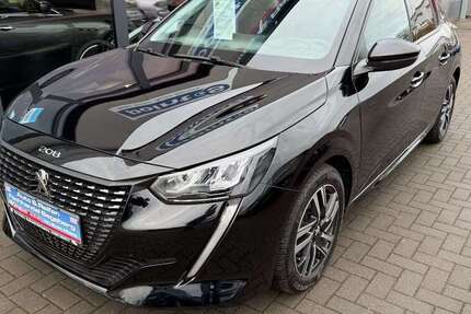 Peugeot 208 38.100 km 15.490 &euro; Bad Segeberg 23795