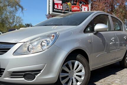 Opel Corsa 128.000 km 2.600 &euro; Stendal 39576