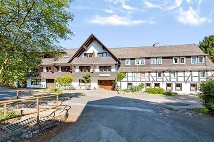 Gewerbeobjekt Schmallenberg - 525.000&euro; | Angebot:27649739