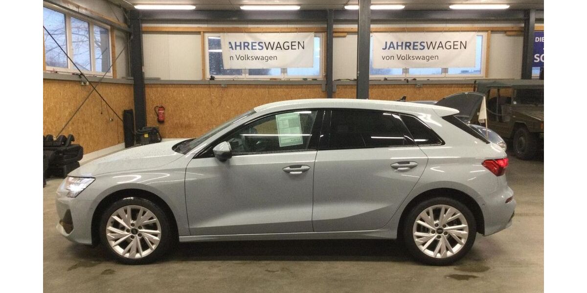 Audi A3 17.600 km 30.990 &euro; Niebüll 25899