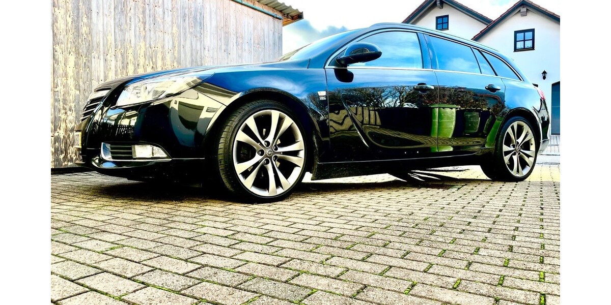Opel Insignia Sports Tourer 213.000 km 5.500 € Bayerbach 94137