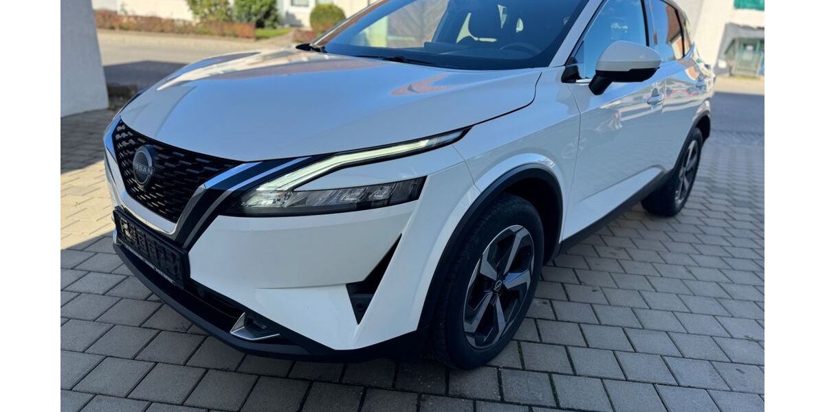 Nissan Qashqai 124.356 km 18.999 &euro; Achstetten 88480
