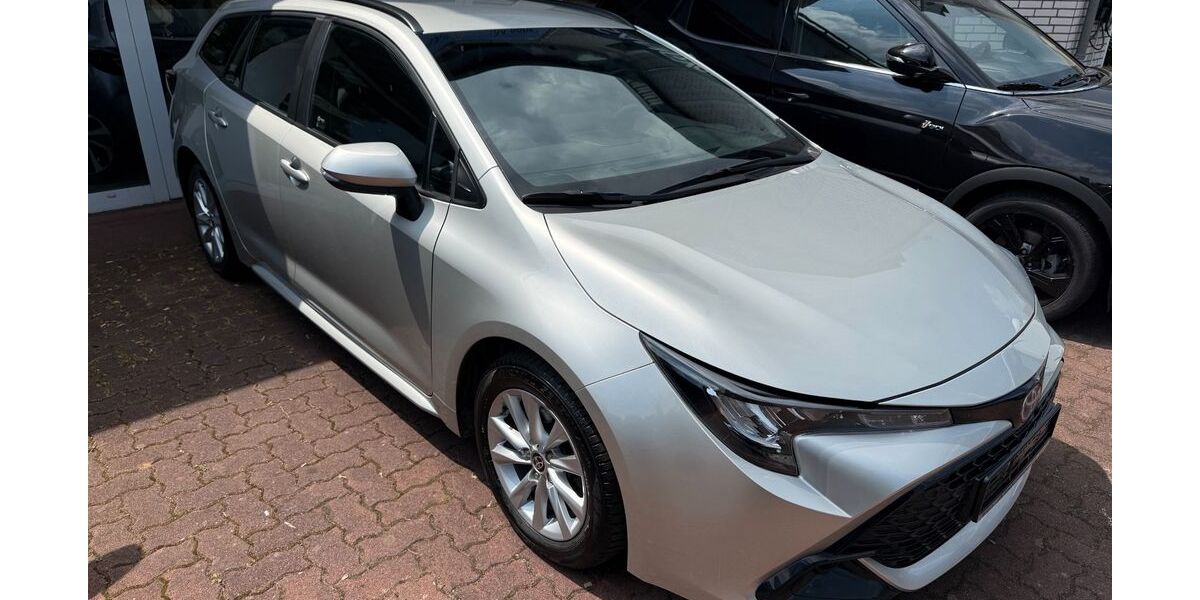 Toyota Corolla 129.430 km 20.300 &euro; Mölln 23879