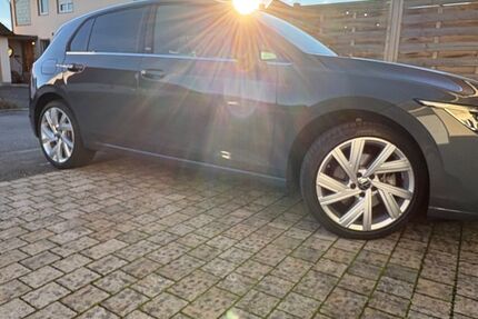 VW Golf 9.950 km 31.950 &euro; Lage 32791