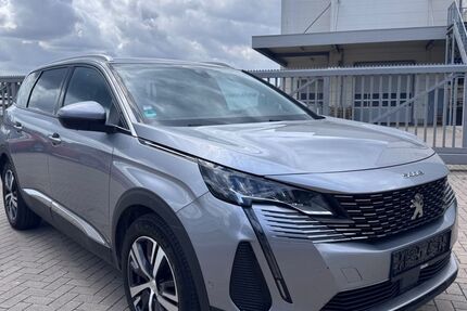Peugeot 5008 245.000 km 14.999 &euro; Hannover 30179