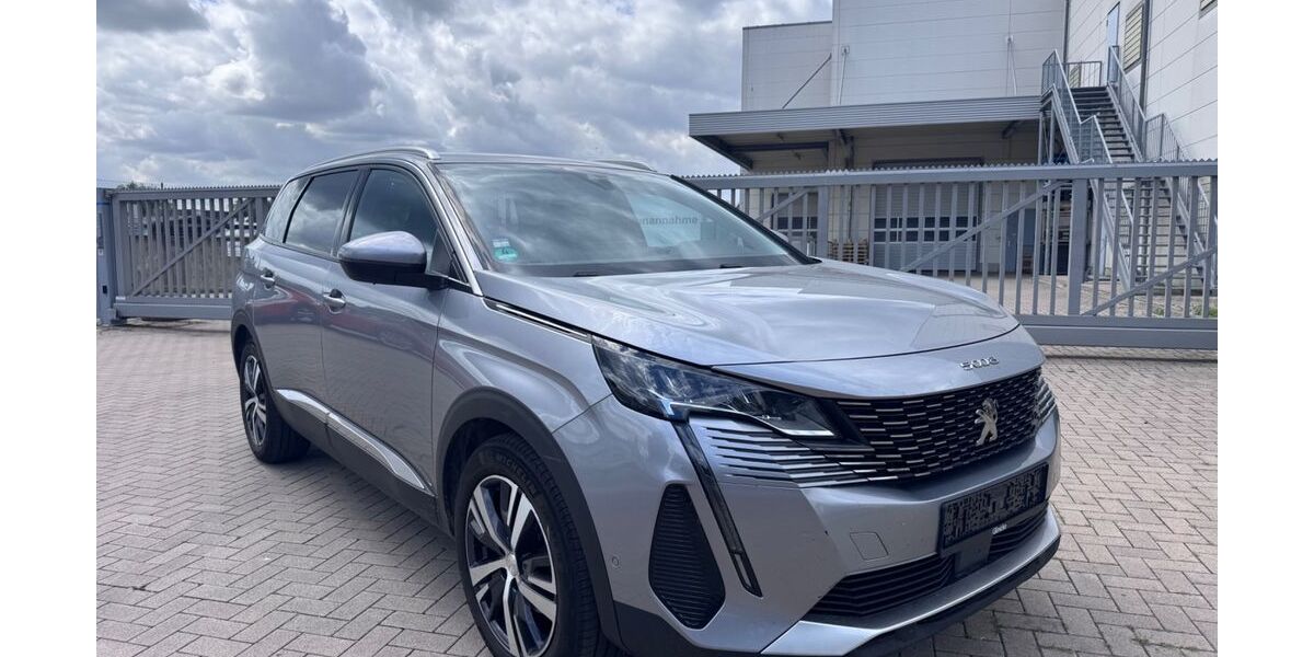 Peugeot 5008 245.000 km 15.300 &euro; Hannover 30179