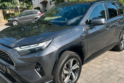 Toyota RAV 4 31.000 km 35.900 &euro; Salzweg 94121
