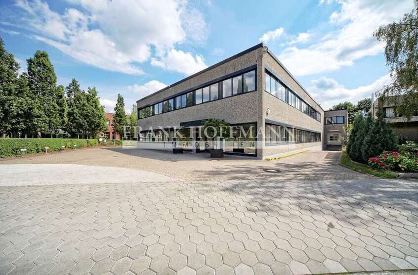 Büro in Hamburg 5.009 € 459.52 m²