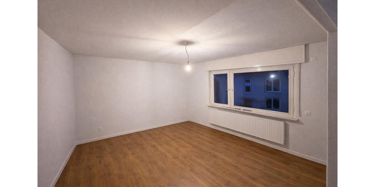 Etagenwohnung Hanau Groß-Steinheim - 2 Zimmer, 65 m&sup2;, 1.100&euro; | Angebot:25994578
