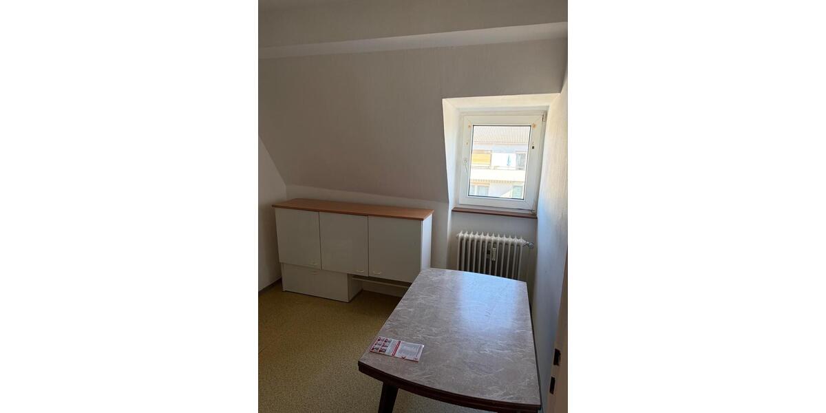 Dachgeschoßwohnung Kirchhain - 2 Zimmer, 59 m&sup2;, 650&euro; | Angebot:26048532