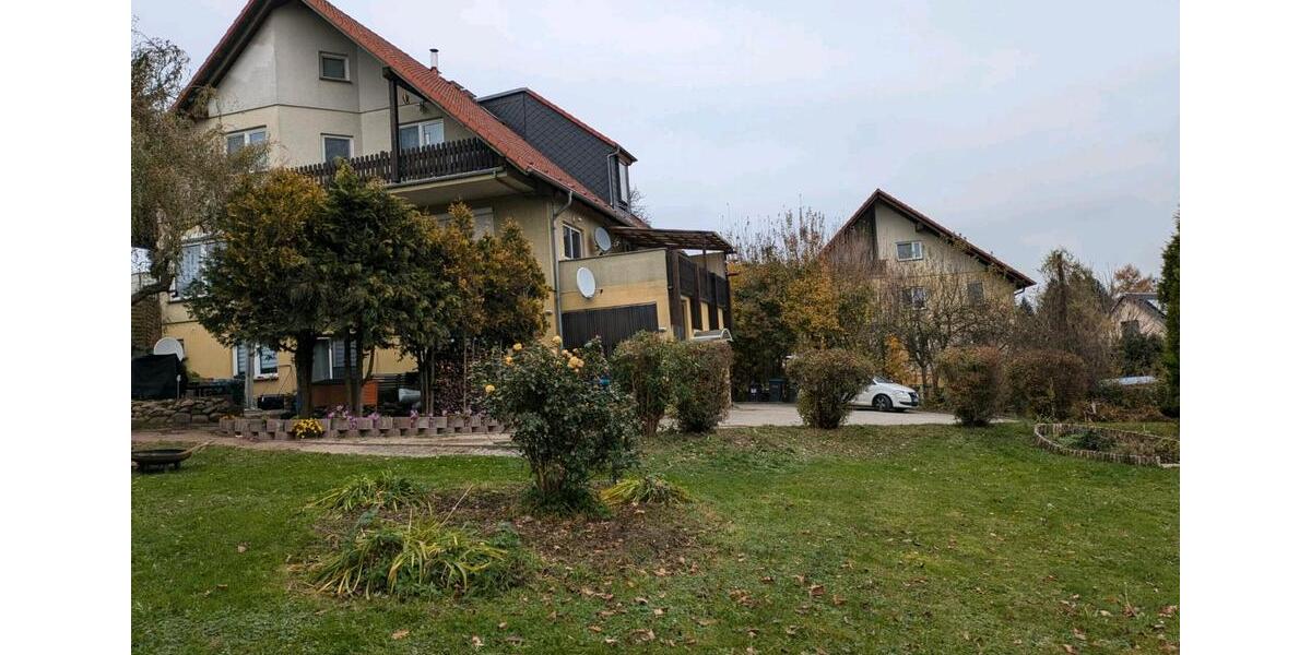 Dachgeschoßwohnung Dresden Loschwitz - 2.5 Zimmer, 93 m&sup2;, 560&euro; | Angebot:25383051