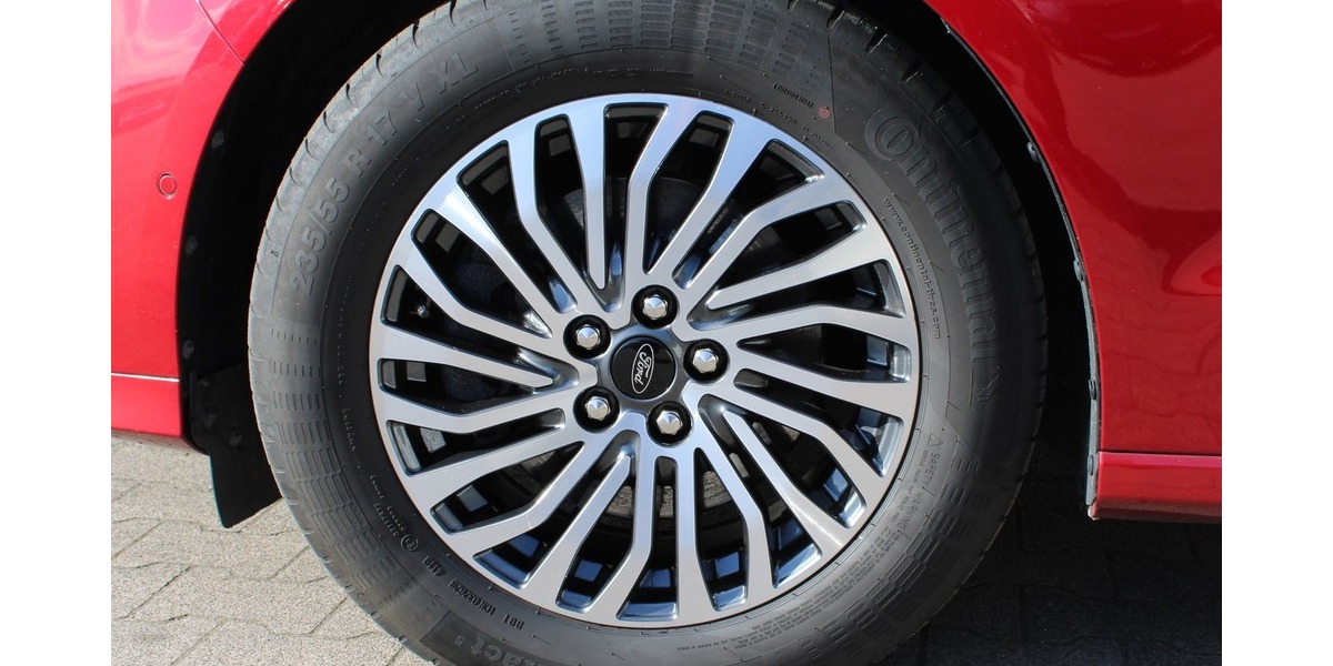 Ford S-MAX TITANIUM 1.HD/7SITZ/PANORA/AHK/360KAM/ACC 99.987 km 22.990 &euro; Hatten 26209