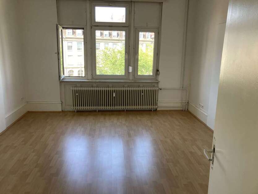 Wohnung zum Mieten in Karlsruhe 438 € 22 m²