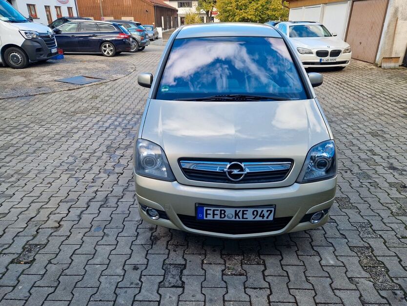 Opel Meriva 125.328 km 3.200 € München 81245
