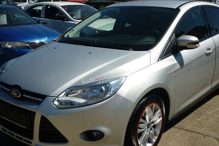 Ford Focus 123.000 km 5.500 &euro; Gera 07548