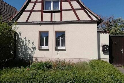 Haus Kölleda - 2 Zimmer, 45 m&sup2;, 35.000&euro; | Angebot:26441709