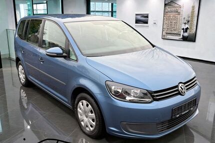 VW Touran 188.000 km 5.490 &euro; Bonn OT Pützchen 53229