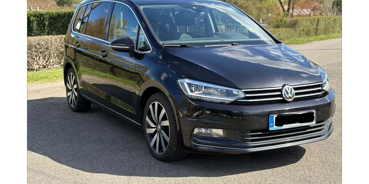 VW Touran 188.000 km 17.799 &euro; Hamburg 20535