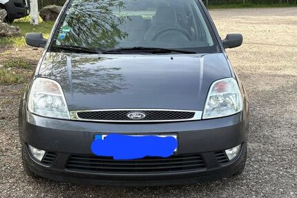 Ford Fiesta 102.712 km 2.100 &euro; Ludwigshafen am Rhein 67067