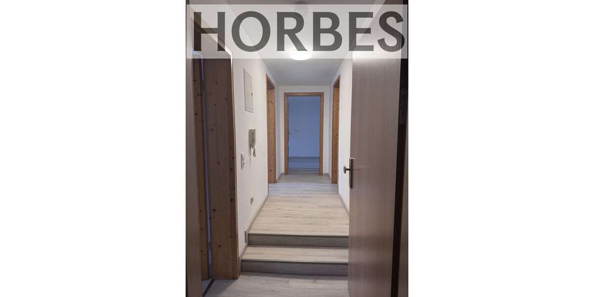 Wohnung zum Mieten in Meerane 385 € 67 m² 3 zimmer