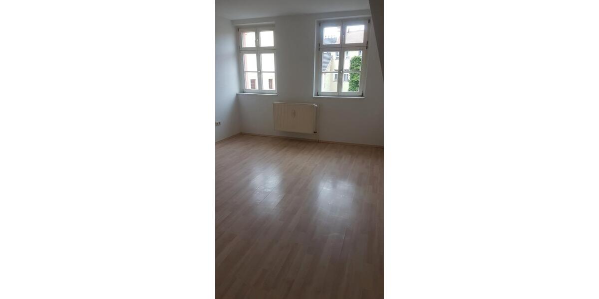 Dachgeschoßwohnung Eisleben (Lutherstadt) - 3 Zimmer, 70 m&sup2;, 385&euro; | Angebot:26531464