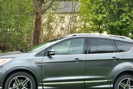 Ford Kuga 122.162 km 14.800 &euro; Röslau 95195
