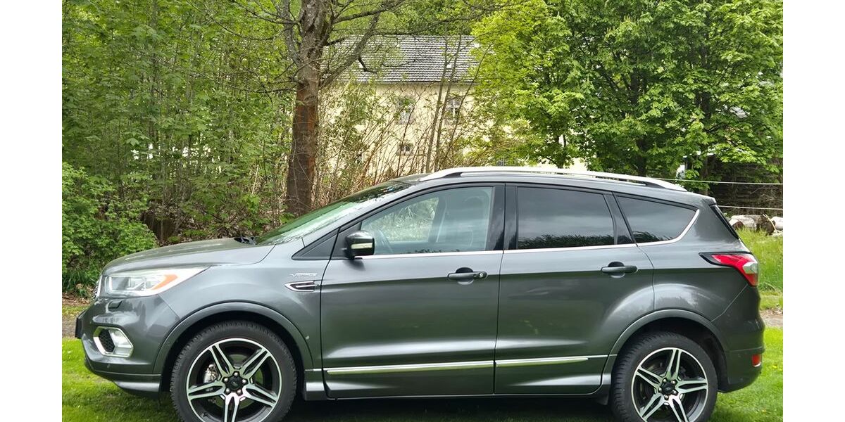 Ford Kuga 122.162 km 14.800 &euro; Röslau 95195