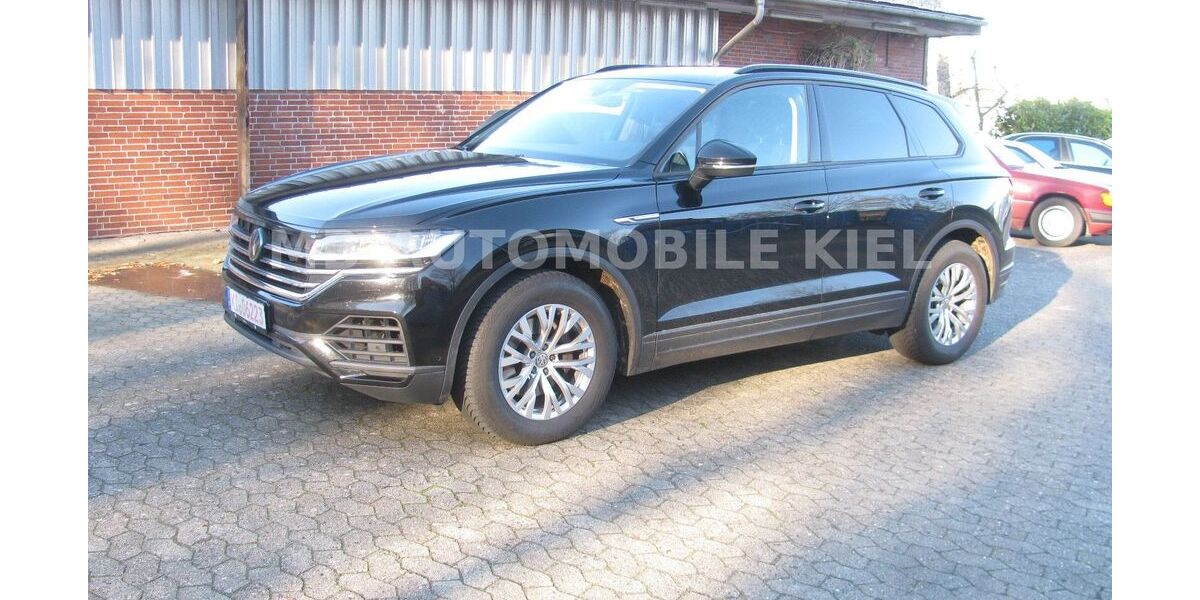 VW Touareg 113.700 km 32.599 &euro; Kiel 24146