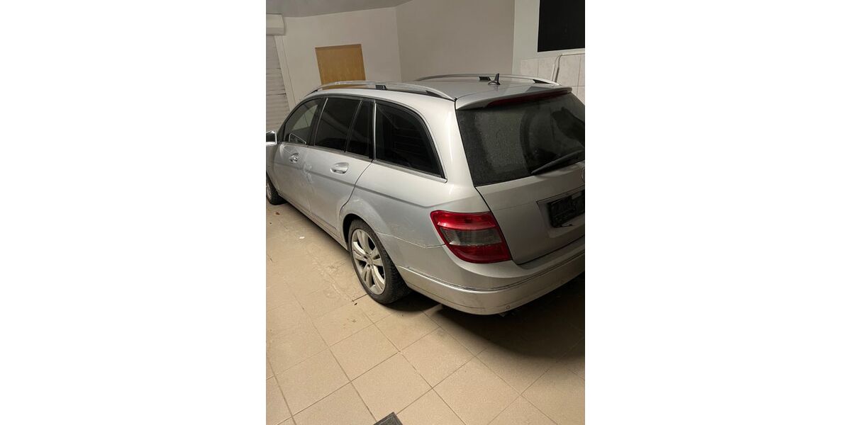 Mercedes-Benz C 180 207.000 km 4.100 &euro; Maxhütte-Haidhof 93142